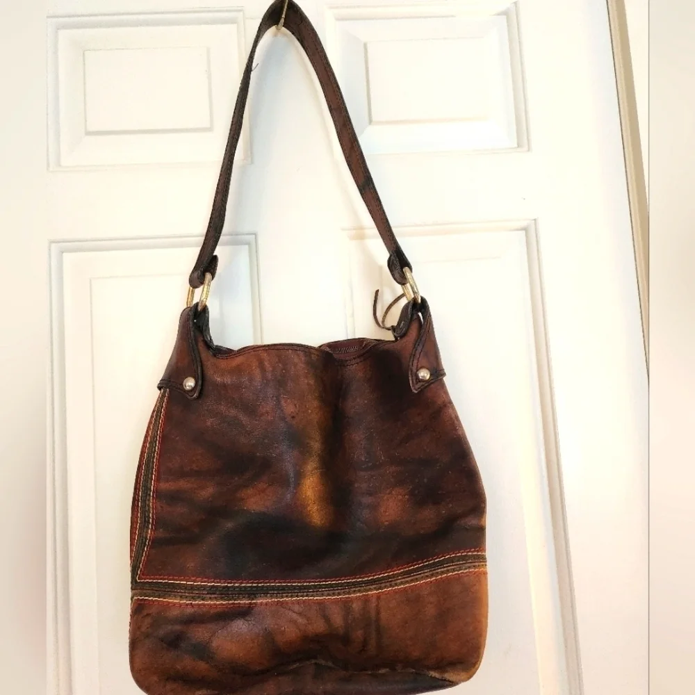 Vintage  dark brown leather unlined shoulder bucket bag boho